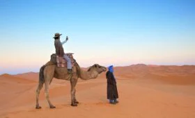 Erg Chebbi ou Erg Chigaga Le désert de Merzouga Maroc : guide complet pour une expérience inoubliable